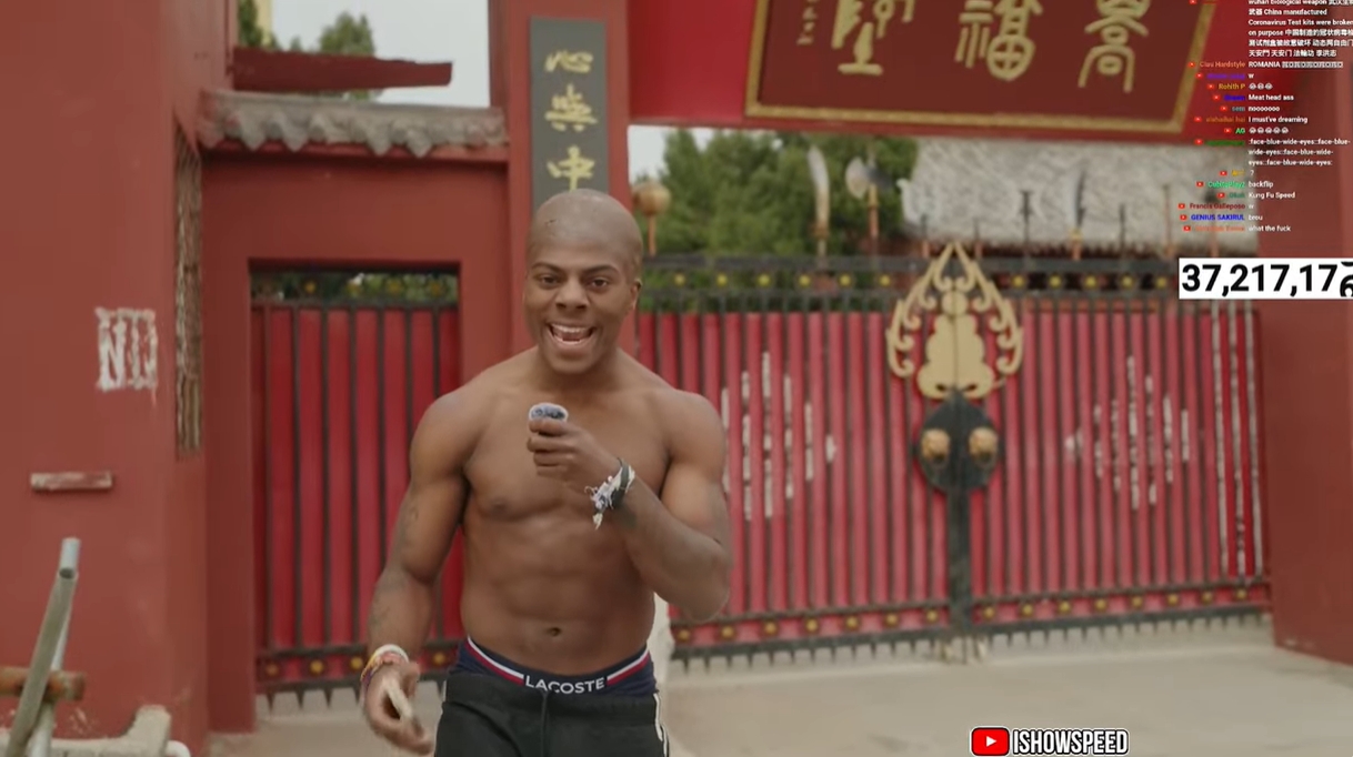 光头造型！Speed中国行来到郑州少林寺，上香拜佛学功夫