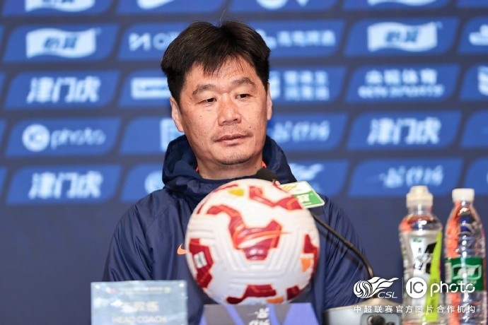 李霄鹏：希望明天比赛能打出一些新的东西，取得一个好的结果