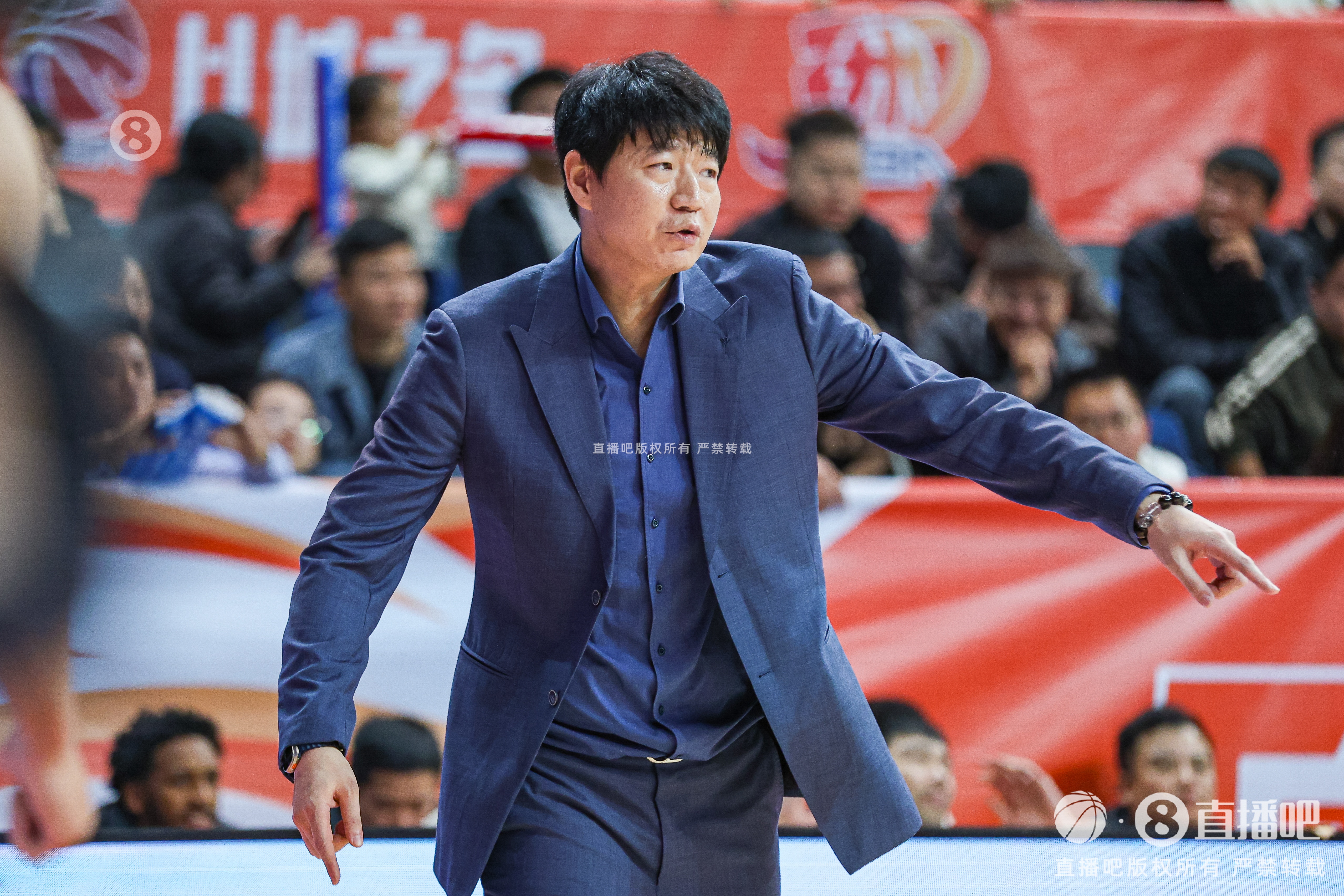 影响季后赛对阵之战！邱彪：不希望太看重结果 希望大家都健康的