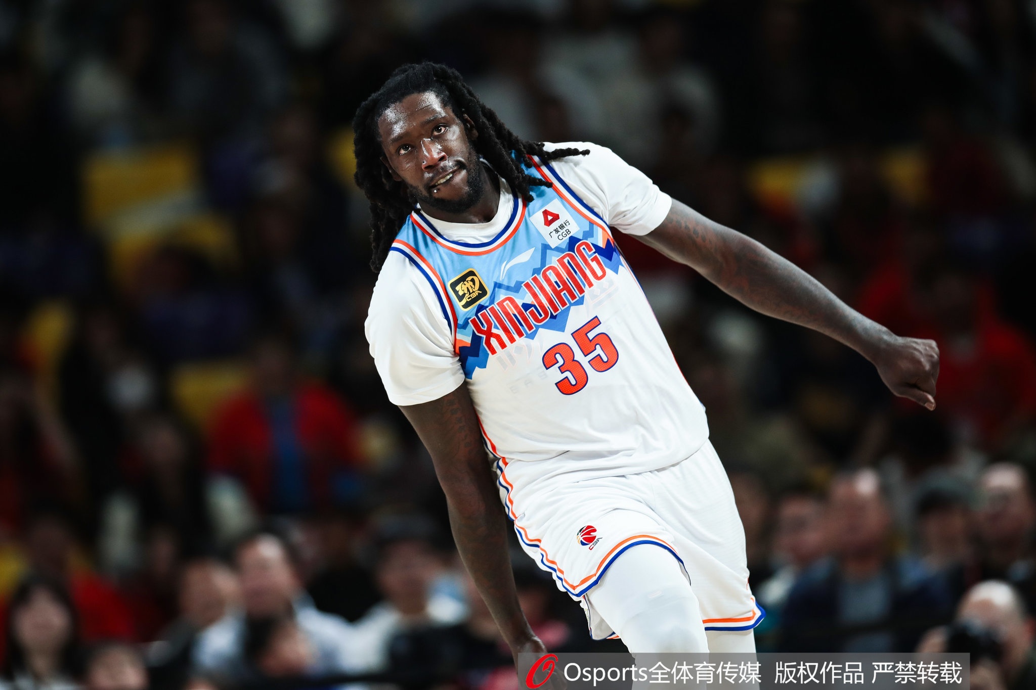 打得还可以！哈雷尔6中4拿到10分4板 下半场没打